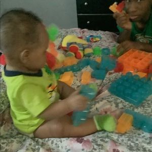 Meet your Posher, Joyce